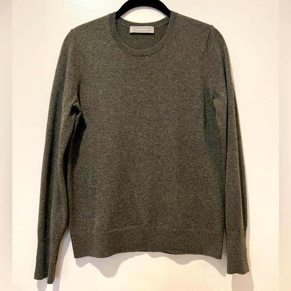 Cashmere sweater